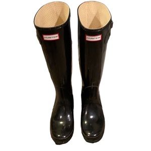 Tall Hunter boots black gloss women’s 8 Excellent